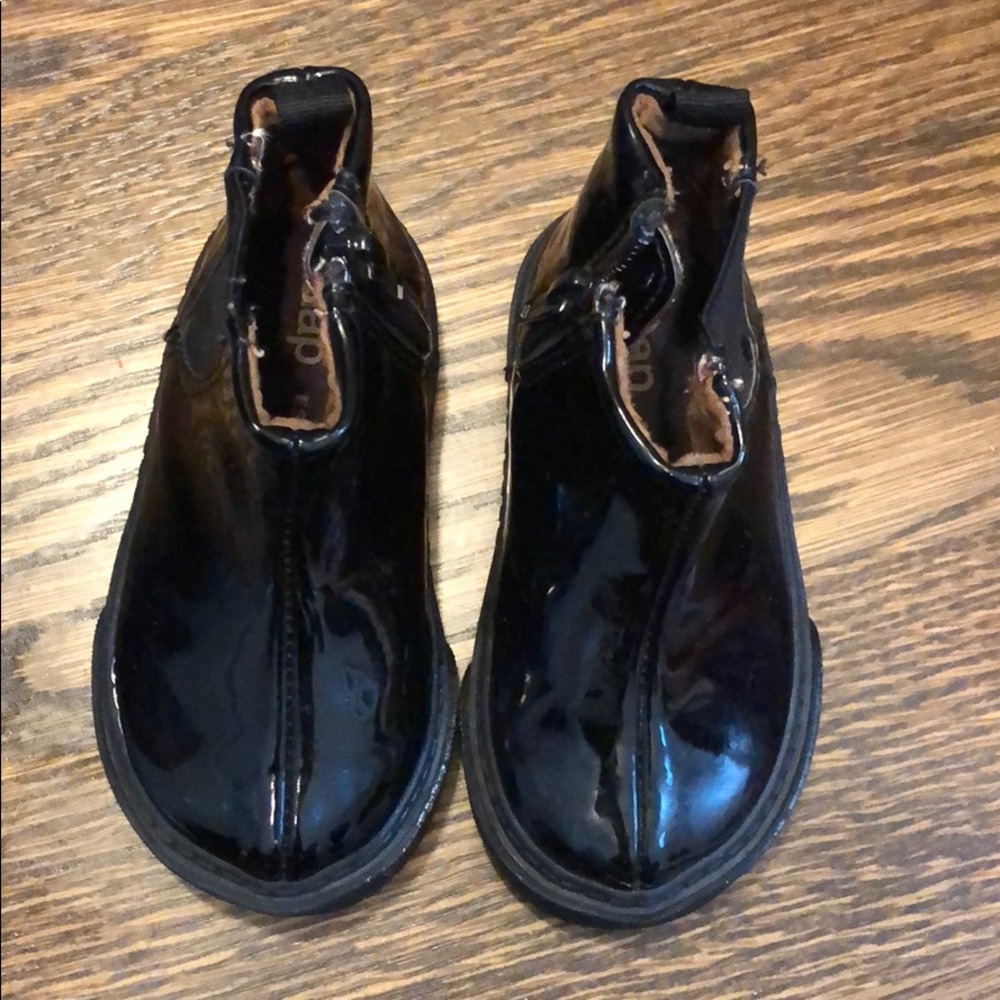 Gap black patent booties